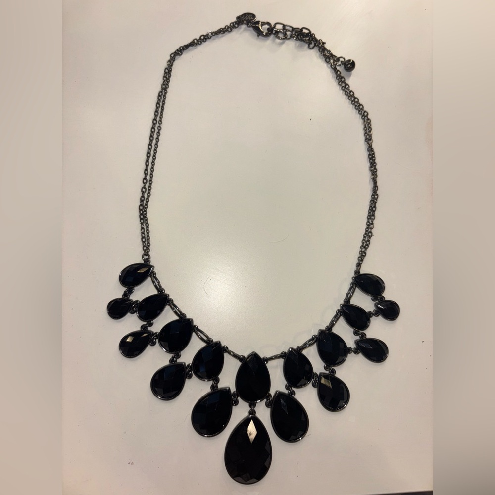 Grand Glam Tear Drop